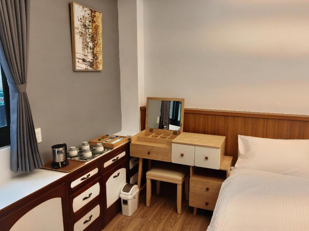 藏青民宿the Wind Guesthouse-Youth Inn Đài Nam Ngoại thất bức ảnh