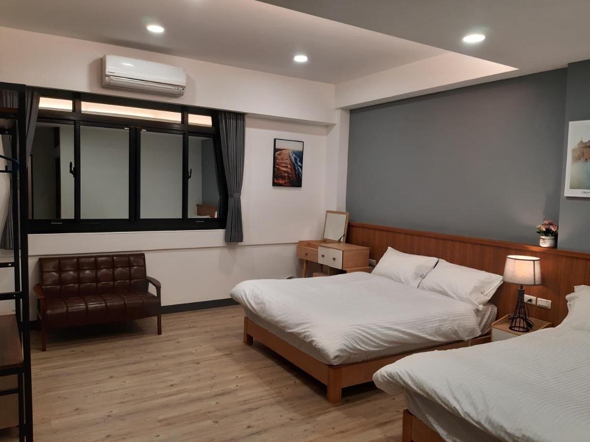 藏青民宿the Wind Guesthouse-Youth Inn Đài Nam Phòng bức ảnh