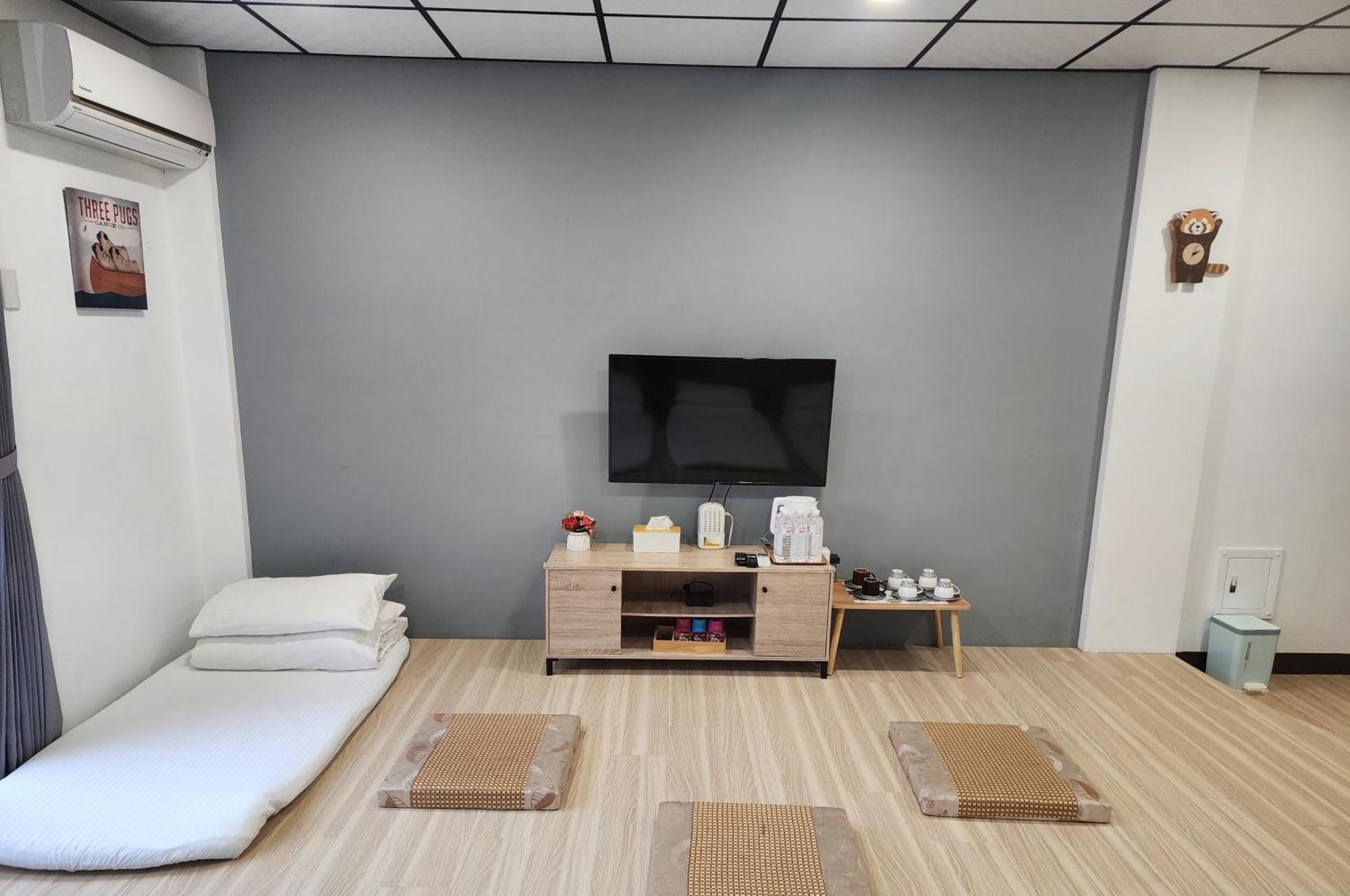 藏青民宿the Wind Guesthouse-Youth Inn Đài Nam Phòng bức ảnh